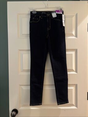 NWT- Massimo/Target Women’s Dark Wash Skinny Jeans - Sleek Stretch Fit